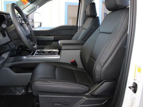 Used 2024 Ford F350 XLT w/ FX4 Off-Road Package image 25