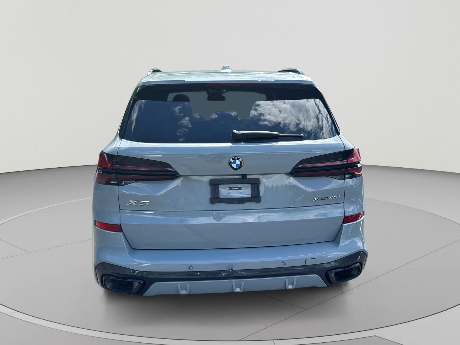 Used 2025 BMW X5 xDrive40i w/ M Sport Package AWD/4WD image 36