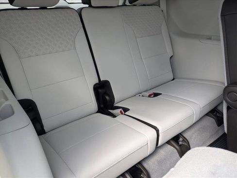 Used 2026 GMC Acadia Denali w/ Super Cruise Package FWD image 20
