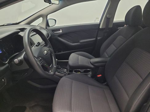 Used 2018 Kia Forte LX w/ LX Popular Package image 17