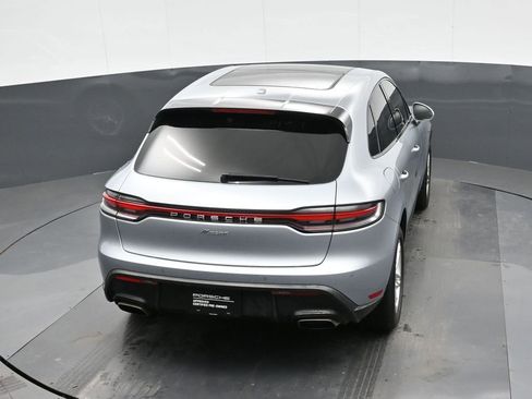 Certified 2022 Porsche Macan image 29