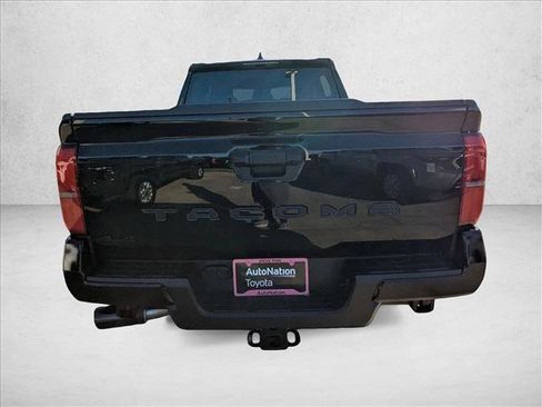 Used 2025 Toyota Tacoma SR5 AWD/4WD image 8