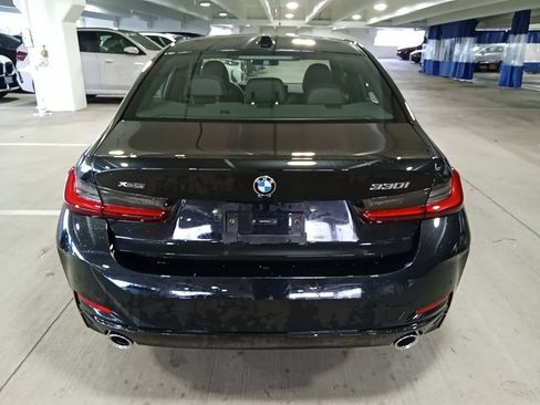 Used 2023 BMW 330i xDrive Sedan w/ Parking Assistance Package AWD/4WD image 6