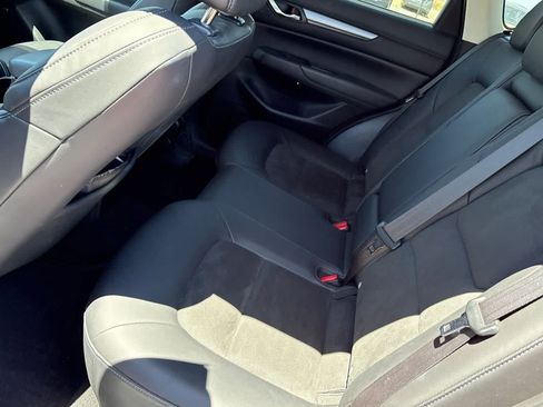 Used 2019 MAZDA CX-5 Touring FWD image 5