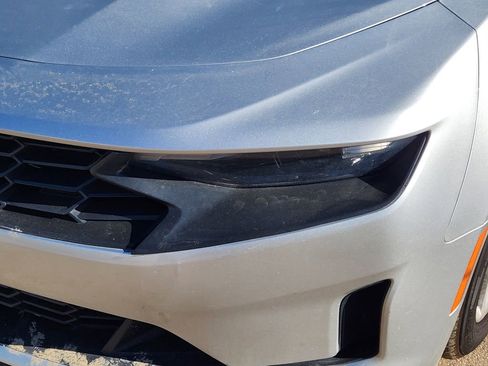 Used 2019 Chevrolet Camaro LT image 21