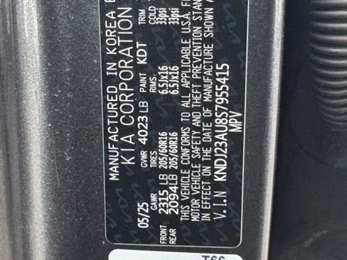 Certified 2025 Kia Soul LX image 12