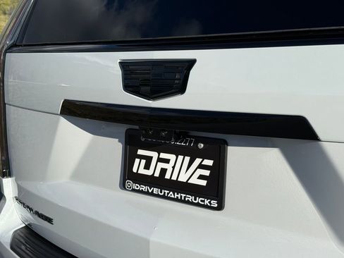 Used 2026 Cadillac Escalade Platinum Sport w/ LPO, ONYX Package image 16