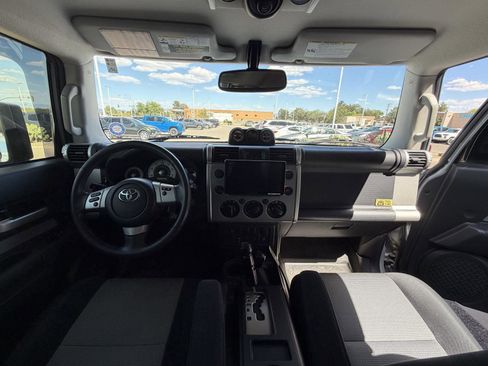 Used 2013 Toyota FJ Cruiser 4WD w/ Trail Teams Special Edition image 24