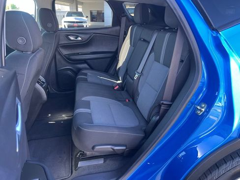 Used 2025 Chevrolet Blazer LT FWD image 34