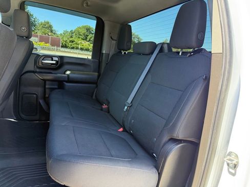 Used 2021 Chevrolet Silverado 2500 Custom w/ Custom Value Package AWD/4WD image 21