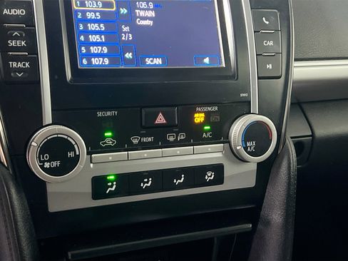 Used 2012 Toyota Camry SE image 26