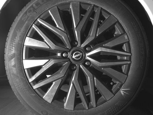 Used 2025 Nissan Altima 2.5 SV image 15