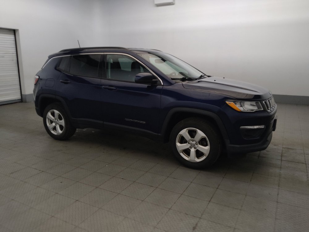 Used 2019 Jeep Compass Latitude w/ Cold Weather Group AWD/4WD image 11