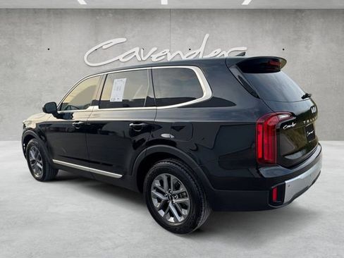 Used 2023 Kia Telluride LX FWD image 14