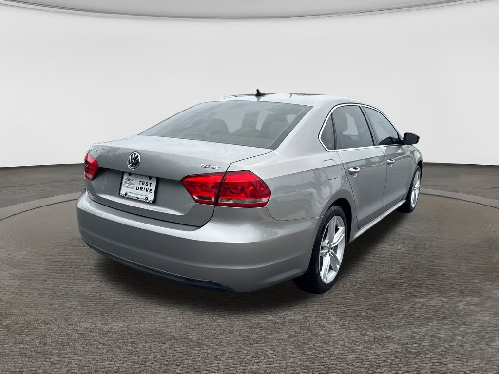 Used 2014 Volkswagen Passat 1.8T SE FWD image 5