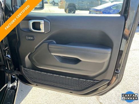 Certified 2022 Jeep Gladiator Sport image 22