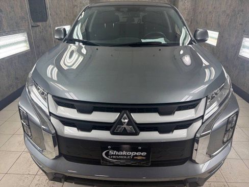 Used 2025 Mitsubishi Outlander Sport ES image 2