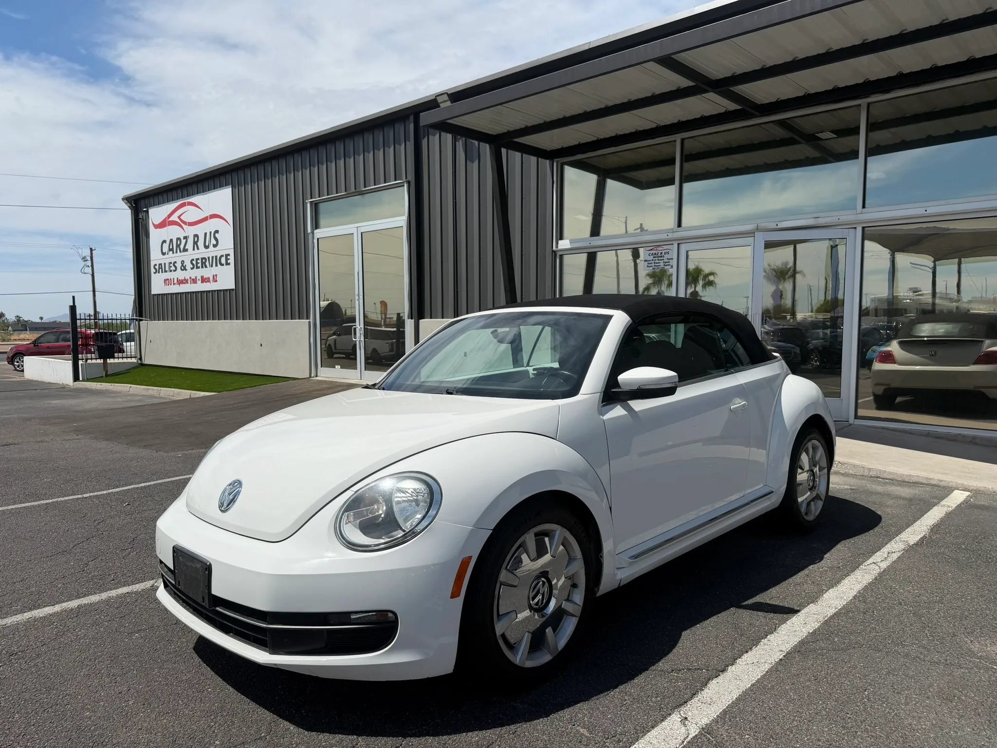 Used 2013 Volkswagen Beetle 2.5 FWD image 3