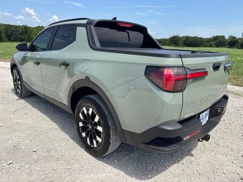 Used 2025 Hyundai Santa Cruz SEL FWD image 4
