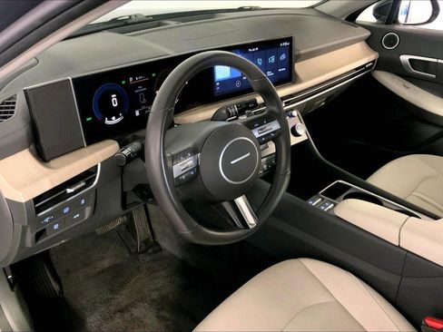 Used 2025 Hyundai Sonata SEL FWD image 14