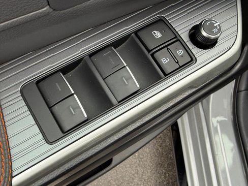 Certified 2024 Toyota Sienna XSE image 16