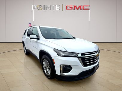 Used 2023 Chevrolet Traverse LT