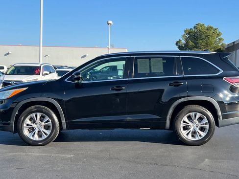 Used 2015 Toyota Highlander XLE image 9