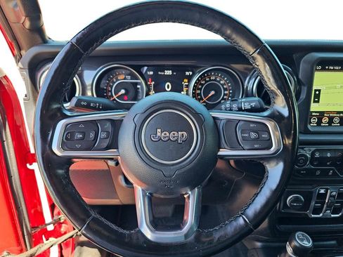 Used 2021 Jeep Wrangler Unlimited Sahara AWD/4WD image 20