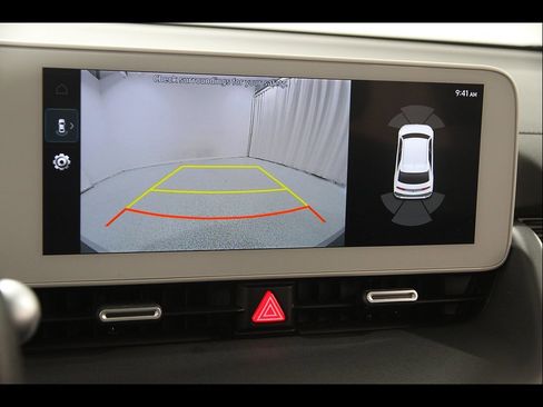 Certified 2024 Hyundai Ioniq 5 SEL AWD/4WD image 14