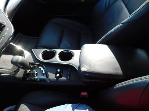 Used 2016 Toyota Avalon XLE FWD image 36