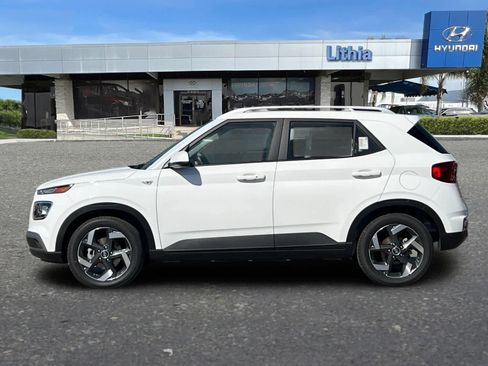 New 2026 Hyundai Venue SEL image 5