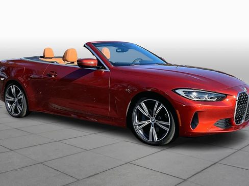 Certified 2023 BMW 430i Convertible w/ Premium Package image 2