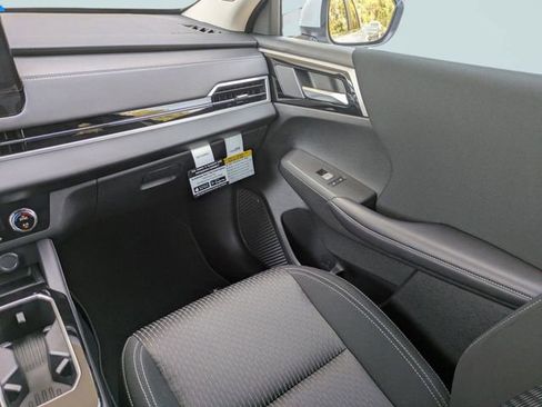New 2026 Mitsubishi Outlander ES image 17