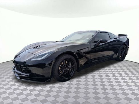 Used 2017 Chevrolet Corvette Stingray Coupe w/ 2LT Preferred Equipment Group RWD image 4
