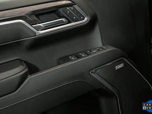 Used 2025 Chevrolet Silverado 1500 LTZ image 8