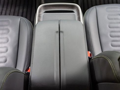 Used 2022 Rivian R1T Launch Edition AWD/4WD image 27