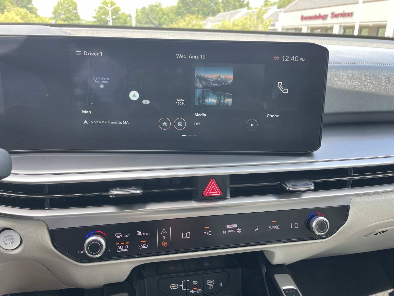 Used 2025 Kia Sorento S w/ Panoramic Sunroof Package FWD image 22