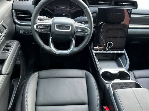 New 2026 GMC Terrain Denali w/ LPO, Floor Liner Package image 15