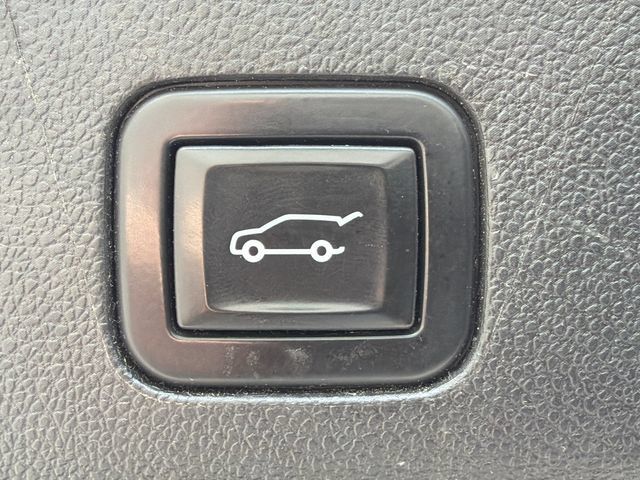 Used 2021 Cadillac Escalade Sport Platinum AWD/4WD image 22