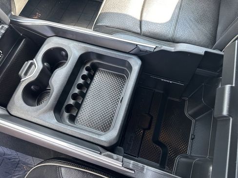 Used 2022 RAM 2500 Laramie w/ Night Edition image 26