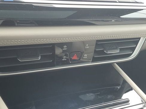 New 2026 Volkswagen Atlas SEL image 31