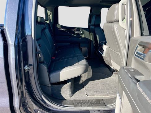 Used 2024 GMC Sierra 1500 Denali w/ Denali Reserve Package image 29