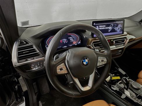 Used 2023 BMW X3 xDrive30i w/ Premium Package image 9