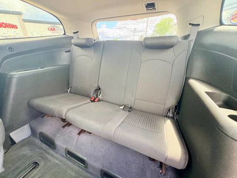 Used 2012 Chevrolet Traverse LT AWD/4WD image 22