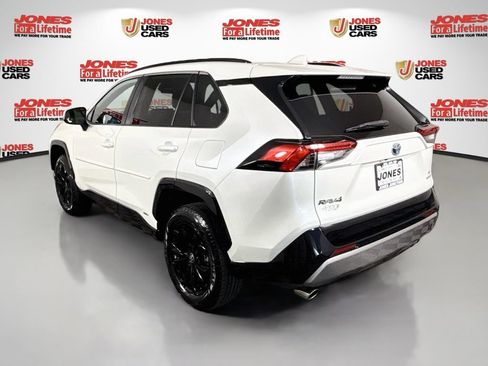 Certified 2022 Toyota RAV4 SE w/ SE Grade Weather Package AWD/4WD image 2