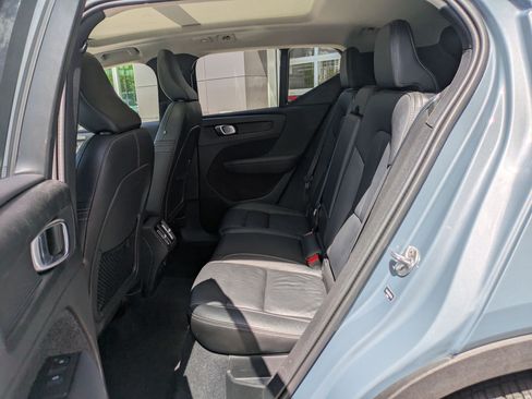 Used 2023 Volvo XC40 B5 Ultimate w/ Protection Package Premier AWD/4WD image 26