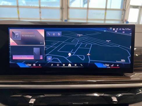 Used 2024 BMW X5 xDrive40i w/ Parking Assistance Package AWD/4WD image 25