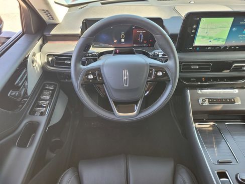 New 2026 Lincoln Aviator Reserve image 8