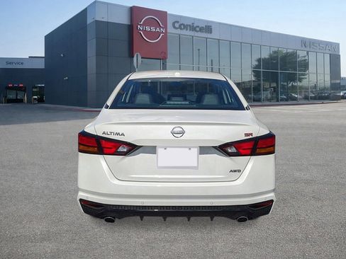 New 2025 Nissan Altima 2.5 SR w/ SR Premium Package image 4