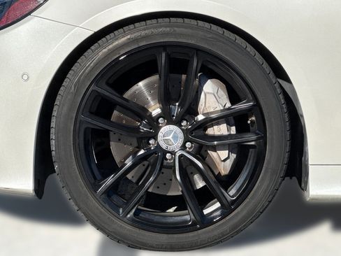 Used 2018 Mercedes-Benz E 400 Coupe image 11